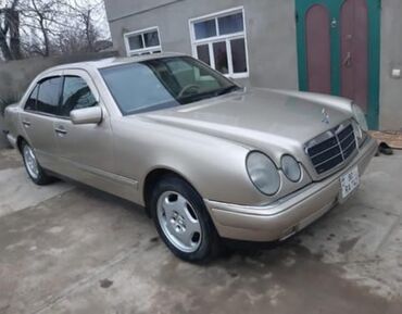 yan guzgulər s: Mercedes-Benz E 320: 3.2 л | 1998 г. Седан