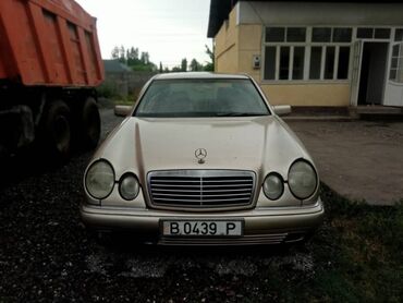 Mercedes-Benz: Mercedes-Benz E-Class: 1996 г., 2.3 л, Механика, Бензин, Седан