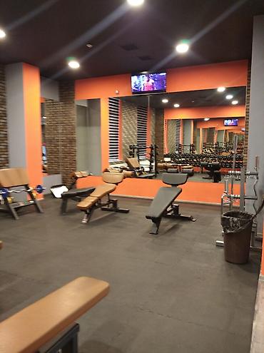 Kommersiya daşınmaz əmlakı: Fitness club icarəsində olan Obyekt satılır 600 kv.m, 3500 AZN icarə 9 — 4