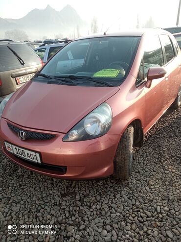 Honda: Honda Jazz: 2005 г., 1.3 л, Робот, Бензин