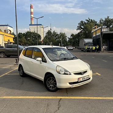 Honda Fit: 2003 г., 1.3 л, Автомат, Бензин, Хэтчбэк at lalafo.kg Honda Fit: 2003 г., 1.3 л, Автомат, Бензин, Хэтчбэк