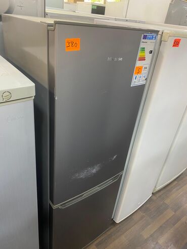 ev xaladeniki: 2 qapılı Hisense Soyuducu Satılır, rəng - Boz