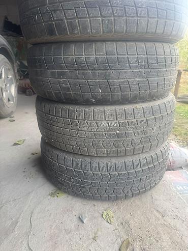 срочно дешево: Шины 215 / 60 / R 17, Зима, Б/у, Комплект, Легковые, Япония, Dunlop — 1