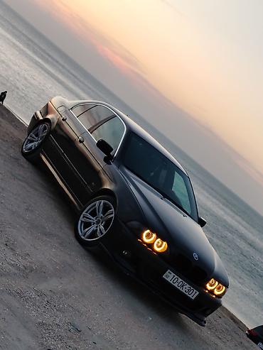 e39 guzgu: BMW 5 Series (E39) sedan - Korpus: qara rəng, sedan kuzov, M paket — 1