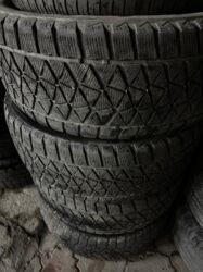 куплю аккумулятор 60 ампер: Шины 285 / 60 / R 18, Зима, Б/у, Комплект, Легкий коммерческий транспорт (C/LT), Япония, Bridgestone