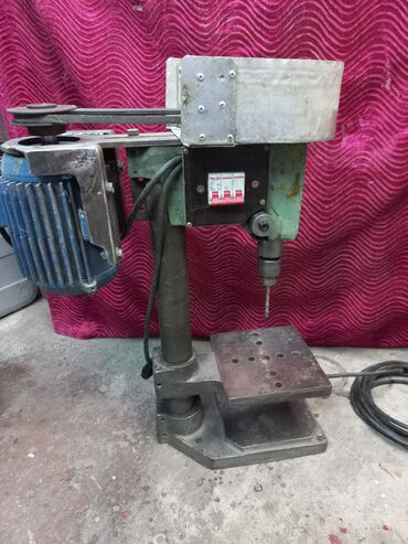 Токарные станки: Продаю Сверлильный станок .дв 3 ф.цена 6. 500 с — 6