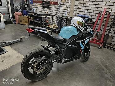 Спортбайк Kawasaki, 200 куб. см, Электро, Взрослый, Б/у