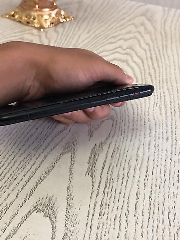 iphone red 7: IPhone Xr, Б/у, 64 ГБ, Черный, Защитное стекло, Чехол, Кабель — 4