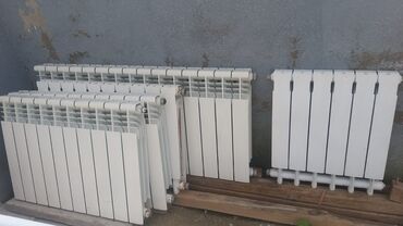 Digər mağaza avadanlığı: Seksiyalı Radiator