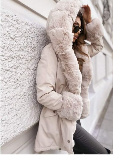 Zimske jakne: Vas omiljeni model jakni je dostupan po super ceni - 6800 din - — 2