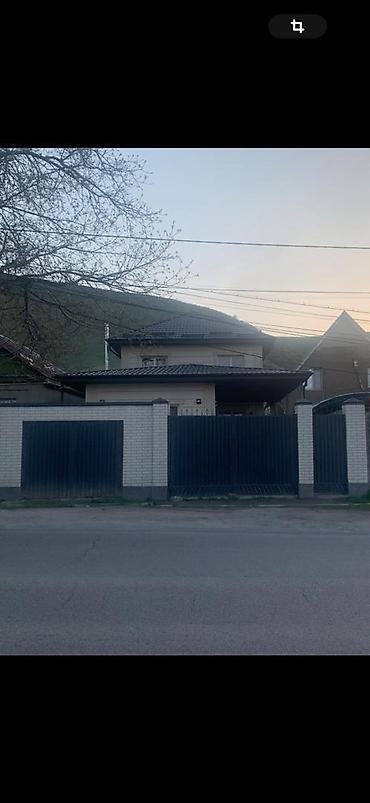 Долгосрочная аренда домов: 180 м², 2 комнаты — 1