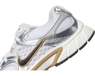 nike tech flecce: Кроссовки, 38.5, 39, 40, Nike, Новый, цвет - Белый, Самовывоз, Бесплатная доставка, Платная доставка — 4