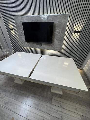 Masalar: Ağ rəngli, modern dizaynda böyük ölçülü masa. - Material: yüksək — 5