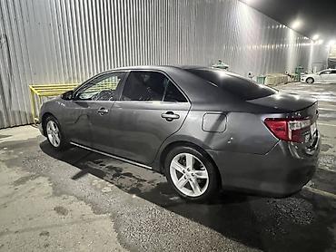 2014: Toyota Camry: 2014 г., 2.5 л, Автомат, Бензин, Седан — 4