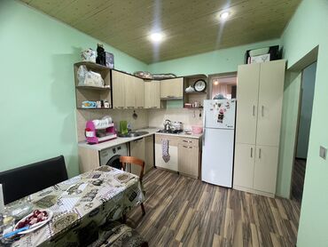 Həyət evləri və villaların satışı: 3 otaqlı, 70 kv. m, Orta təmir — 16