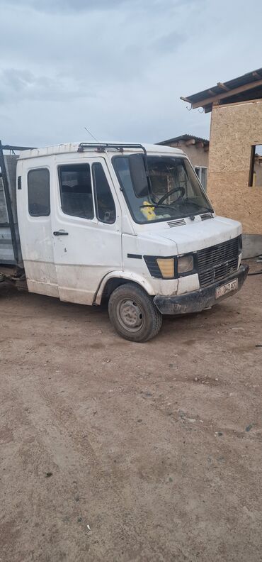 mercedesbenz авто: Mercedes-Benz Спринтер: 1990 г., 0.3 л, Механика, Дизель, Бус