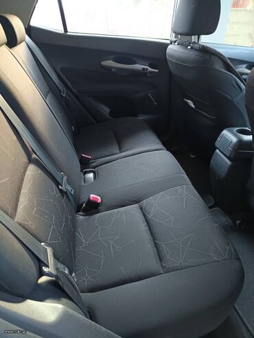 Toyota: Toyota Auris: 1.3 l. | 2009 έ. Χάτσμπακ — 5