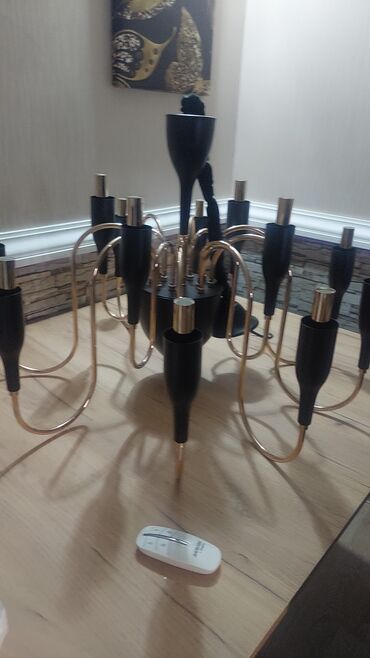 настольная лампа: Люстра, 10 и более ламп, Металл