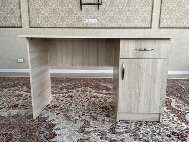 офисный стол бу: Письменный стол, Б/у