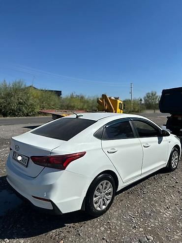 185 14 с: Hyundai Solaris: 2018 г., 1.6 л, Автомат, Бензин, Седан — 3