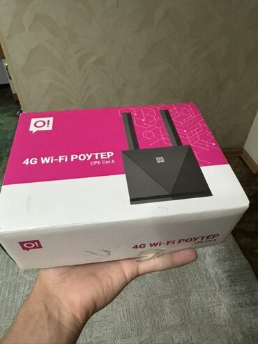 пассивное сетевое оборудование 5e: 4G Wi-Fi роутер CPE Cat.6 в стильной упаковке. Устройство обеспечивает