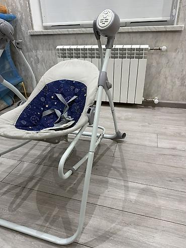 Beşiklər: Uşaq üçün elektrikli yelləncək-kreslo - Güclü metal karkaslı, geniş — 3