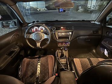 Mitsubishi: Mitsubishi Lancer: 2006 г., 1.6 л, Механика, Бензин, Седан — 5