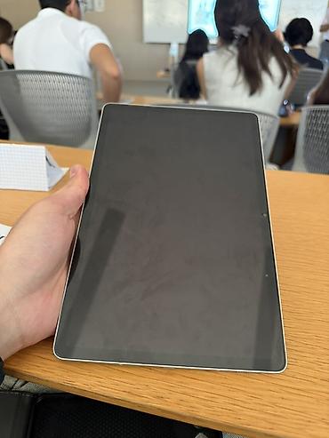 Samsung: Б/у Samsung Galaxy Tab S9 FE, 12,4", 128 ГБ — 2