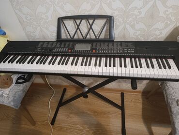 Saz: Sintezator
