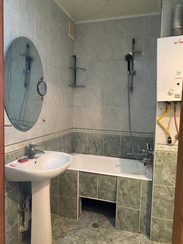 Uzunmüddətli kirayə mənzillər: Memar Əcəmi metrosuna yaxın, 9-cu mikrorayon, Zərifə Əliyeva adına Göz — 10