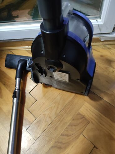 Klasični usisivači: Samsung usisivač bez vrećice – Air Track, 1600W - Snaga motora: 1600W — 5
