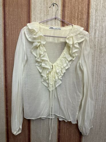 женские рубашки обманки: Zara Woman qadın bluzası - Rəng: krem/ağ - Parça: yüngül, incə və at lalafo.az женские рубашки обманки: Zara Woman qadın bluzası - Rəng: krem/ağ - Parça: yüngül, incə və