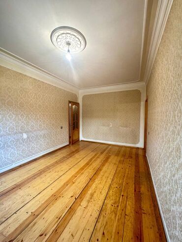 Köhnə tikili: Bakı, Yeni Yasamal, 5 otaqlı, Köhnə tikili, m. İnşaatçılar, 120 kv. m -da lalafo.az — 7 Köhnə tikili: Bakı, Yeni Yasamal, 5 otaqlı, Köhnə tikili, m. İnşaatçılar, 120 kv. m — 7