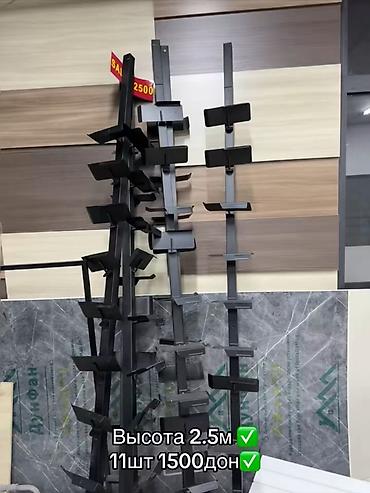 Стеллажи: Оборудование для магазина одежды: - Напольное зеркало в металлической — 5