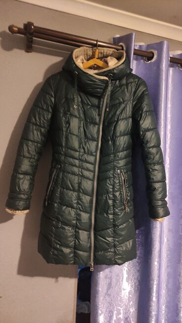 зимняя куртка женская бишкек: Пуховик, M (EU 38)