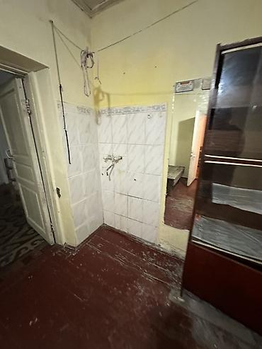 Долгосрочная аренда квартир: 3 комнаты, Собственник — 8