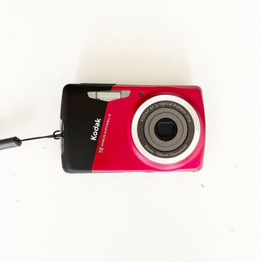 Kodak фотоаппарат. адаптер и карт есть