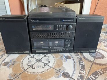 Zvučnici i stereo sistemi: Gramofon kaseta radio Koristila moja baka do 2011 godinebio je skroz — 1
