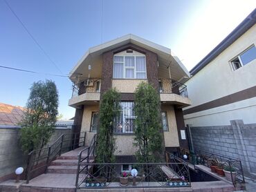 Продажа домов: 138 м², 5 комнат, Свежий ремонт С мебелью, Кухонная мебель