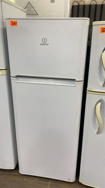 Blenderlər: 2 qapılı Indesit Soyuducu Satılır, rəng - Ağ