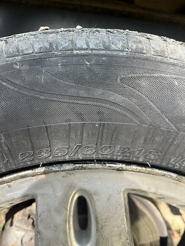 Колеса в сборе 235 / 60 / R 18, Б/у, Комплект, Легкий коммерческий транспорт (C/LT), Литые, отверстий - 5