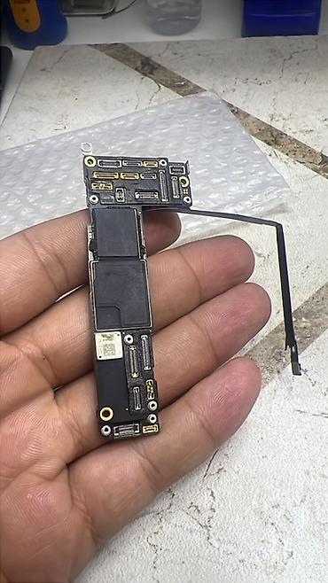 Iphone 12 pro platasi satilir.
Islek vezyetdedir
