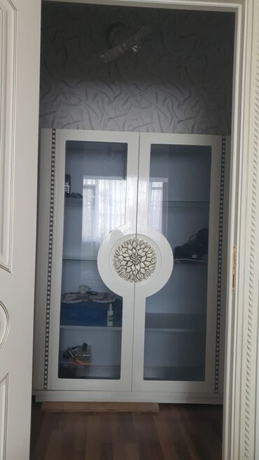 Mətbəx mebeli: İşlənmiş, Güzgüsüz lalafo.az -da Mətbəx mebeli: İşlənmiş, Güzgüsüz