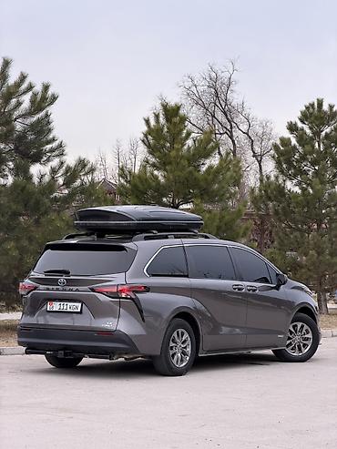 Toyota: Toyota Sienna: 2021 г., 2.5 л, Гибрид, Минивэн — 3