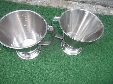 Ostali medicinski proizvodi: Patene inox posudice 
Kao sa slika
Ne odgovaram na SMS — 12