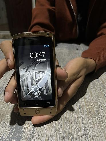 iphona 7: Tonino Lamborghini Android smartfon - Premium dizayn: metal çərçivə — 3