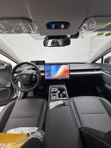 wuling mini ev: Toyota bZ5: 2026 г., Электромобиль, Лифтбек — 5