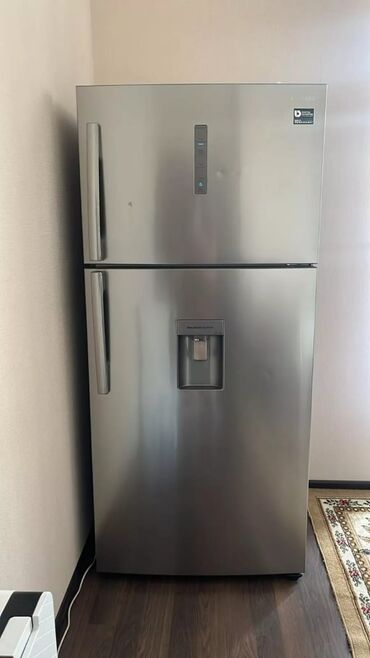 balaca xaladelnik: Двухкамерный Samsung Холодильник