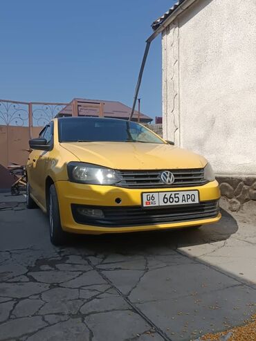 двухместная машина: Volkswagen Polo: 2018 г., 1.6 л, Автомат, Бензин, Седан