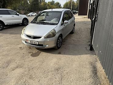 Honda Jazz: 2004 г., 1.3 л, Вариатор, Бензин, Хэтчбэк at lalafo.kg Honda Jazz: 2004 г., 1.3 л, Вариатор, Бензин, Хэтчбэк
